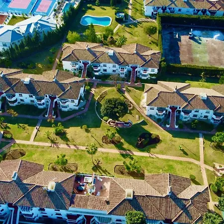 Golf & Relax En El Paraiso Apartment